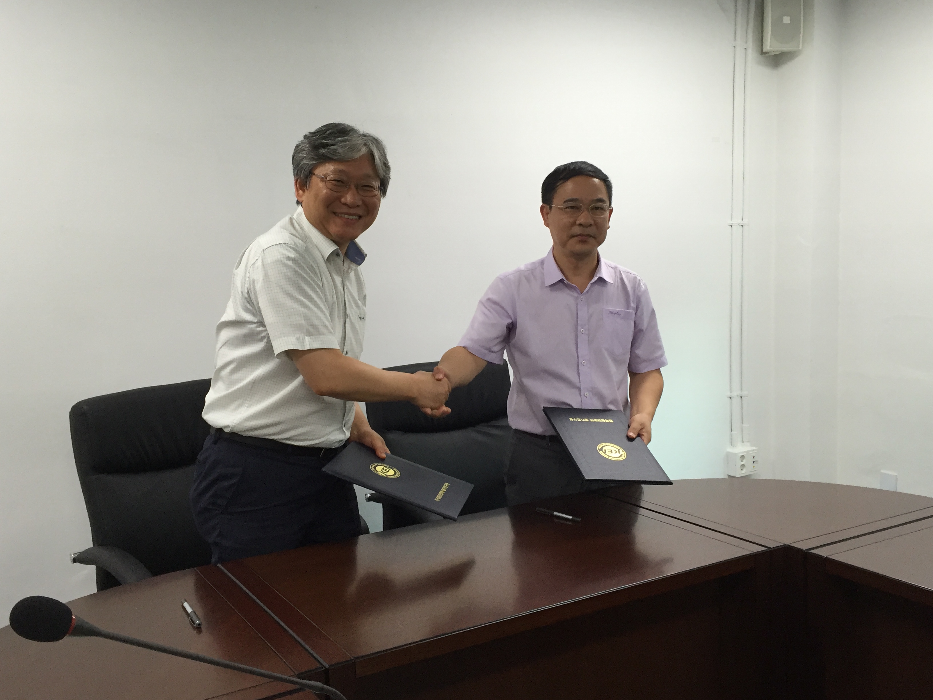 KEI-GDSWEMC (Guangdong Province Environmental Management Centre of Solid Waste and Chemicals) MoU Signing and Joint Workshop 2
